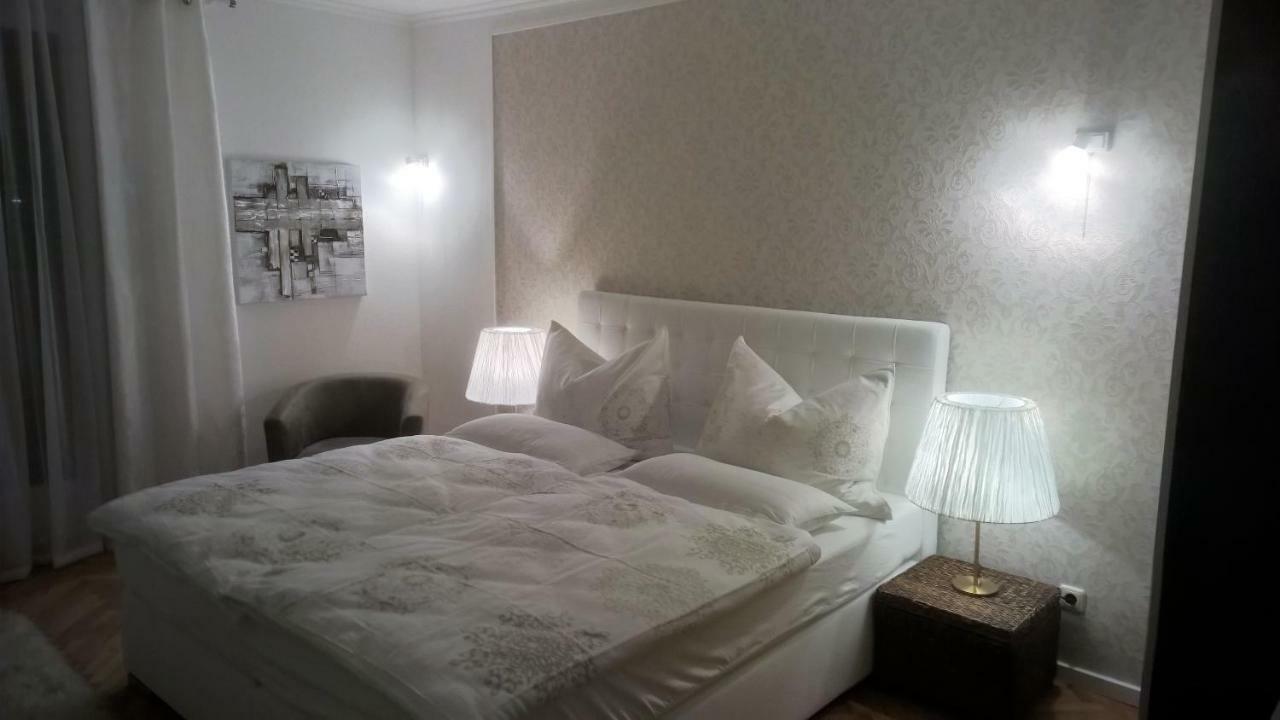 Apartamento Am Loewenpark Melk Exterior foto